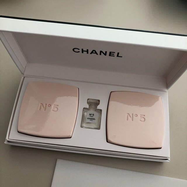 CHANEL(シャネル)のシャネル★石鹸セット コスメ/美容のボディケア(ボディソープ/石鹸)の商品写真