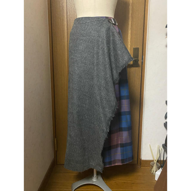 TOMORROWLAND(トゥモローランド)のオニールオブダブリン☆ロング巻きスカート レディースのスカート(ロングスカート)の商品写真