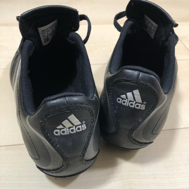 adidas(アディダス)のアディダス　サッカーシューズ　24cm スポーツ/アウトドアのサッカー/フットサル(シューズ)の商品写真