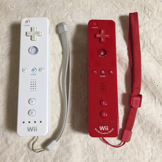 ウィー(Wii)の任天堂 Wiiリモコン(ホワイト・レッド)良品2個セット(家庭用ゲーム機本体)