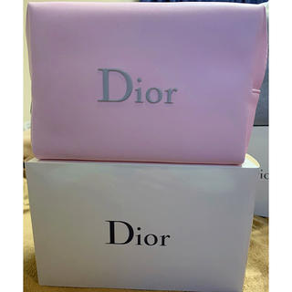 ディオール(Dior)のDIOR   ノベルティポーチ　ピンク色(ポーチ)