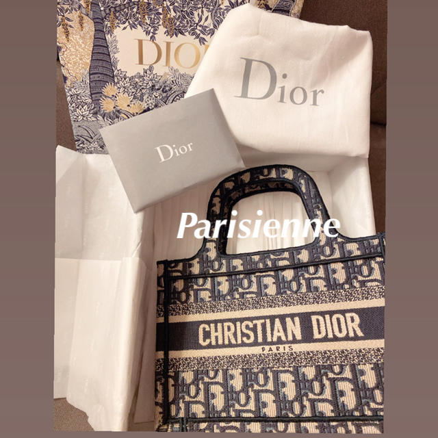 1月30日まで。新作Dior ☆ブックトート　ミニバッグ　新品