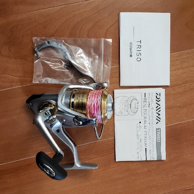 DAIWA　トライソ2500LB+