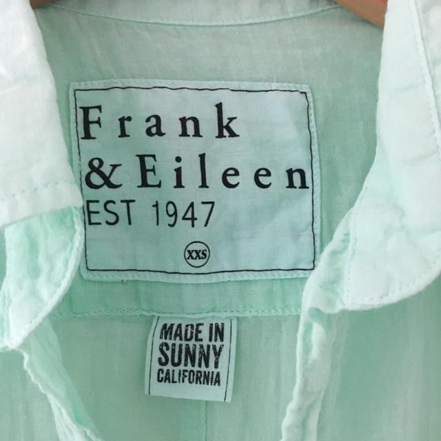 Frank&Eileen(フランクアンドアイリーン)の美品 Frank&Eileen コットンシャツ/ グリーン  緑 レディースのトップス(シャツ/ブラウス(長袖/七分))の商品写真