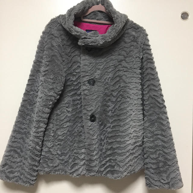 patagonia(パタゴニア)のパタゴニア ジャケット グレー ピンク レディースのジャケット/アウター(ナイロンジャケット)の商品写真