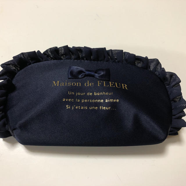 Maison de FLEUR(メゾンドフルール)のMaison de FLEUR メガネケース 黒 レディースのファッション小物(ポーチ)の商品写真