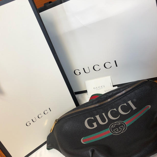 Gucci(グッチ)のGUCCI レザーベルトバッグ　おちんぽく様専用 レディースのバッグ(ボディバッグ/ウエストポーチ)の商品写真