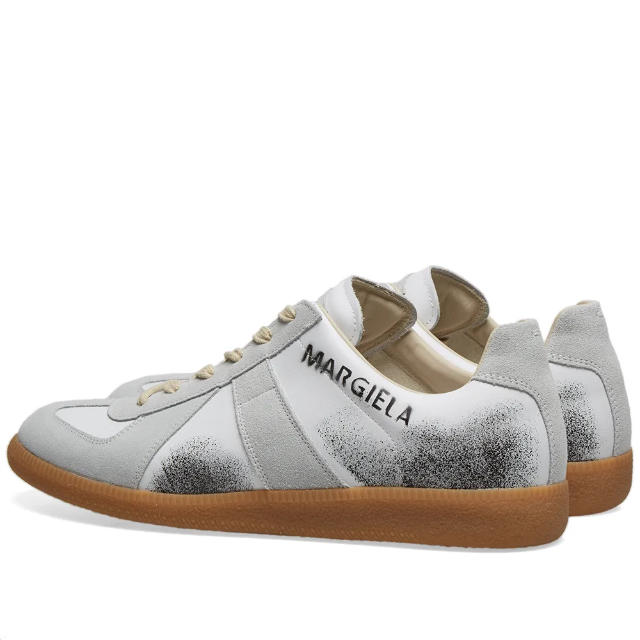 Maison Martin Margiela(マルタンマルジェラ)の最終値下Maison Margiela ジャーマントレーナー 42 海外限定 メンズの靴/シューズ(スニーカー)の商品写真