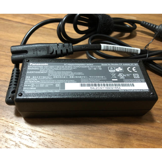 新品同様 Panasonic ACアダプター レッツノート 目新しい 新品同様 Panasonic ACアダプター レッツノート 目新しい