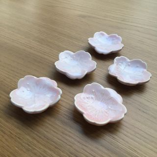 箸置き　桜　サクラ　5客セット　陶器　美品(カトラリー/箸)