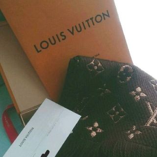 ルイヴィトン(LOUIS VUITTON)の♡な♡様専用(マフラー/ショール)