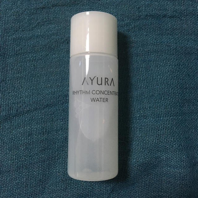 AYURA(アユーラ)の【新品/150値下げ】AYURA リズムコンセントレートウォーター 30ml コスメ/美容のキット/セット(サンプル/トライアルキット)の商品写真