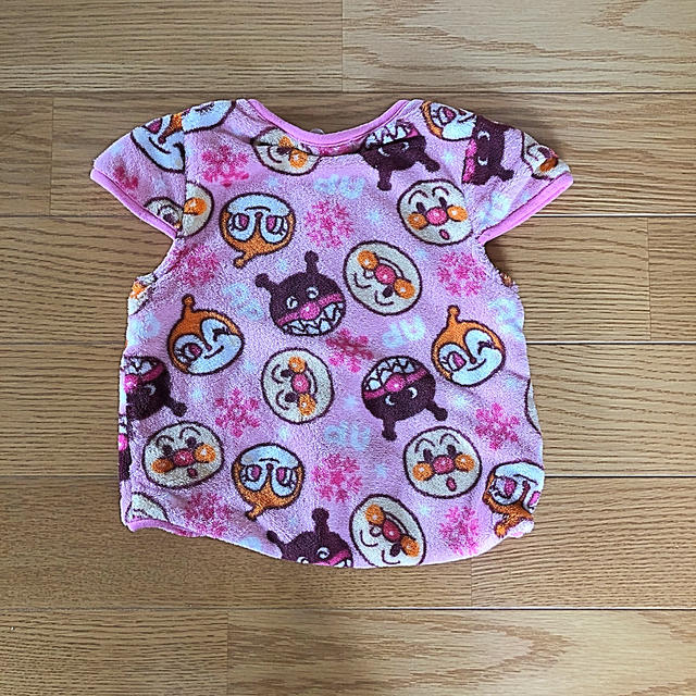 アンパンマン(アンパンマン)のアンパンマンスリーパーとくまのファー帽子 キッズ/ベビー/マタニティのキッズ服女の子用(90cm~)(パジャマ)の商品写真