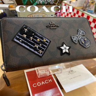 コーチ(COACH)のプレゼントにも❤️新品コーチ正規品 スカル ラウンドファスナー長財布(長財布)