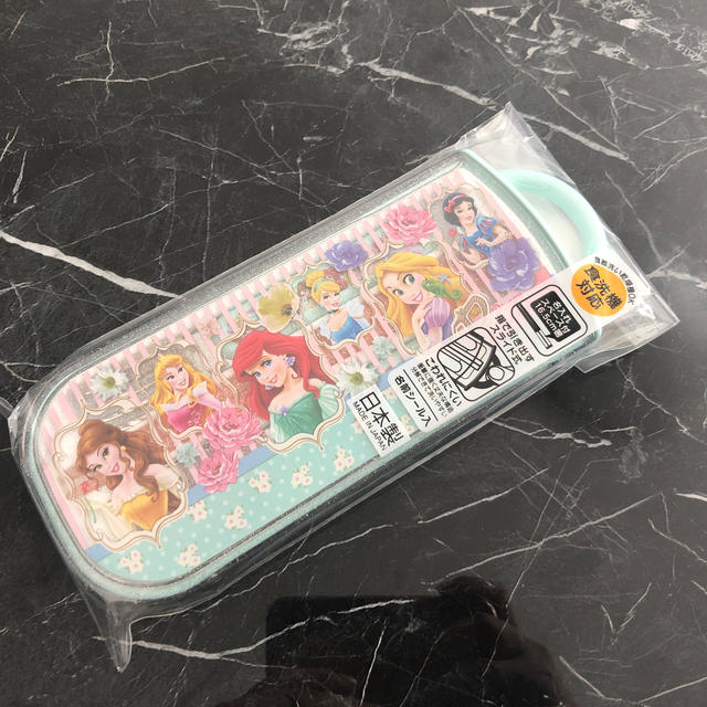 Disney(ディズニー)の新品☆ ディズニー プリンセス トリオセット   キッズ/ベビー/マタニティの授乳/お食事用品(スプーン/フォーク)の商品写真