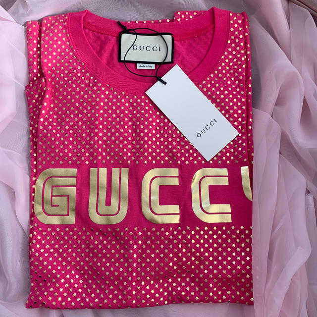 【超安い】 Gucci - 新宿店限定♡GUCCI ピンクTシャツ♡新品 Tシャツ(半袖+袖なし)