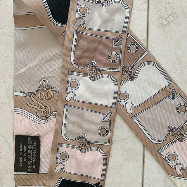 Hermes(エルメス)のエルメス ツイリー カマイユ レディースのファッション小物(バンダナ/スカーフ)の商品写真