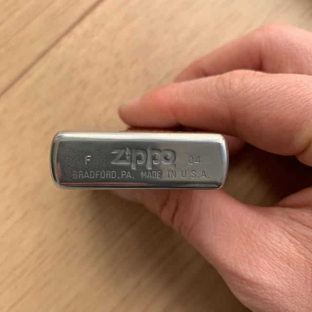 ZIPPO(ジッポー)のZippo ホワイトゴールド  メンズのファッション小物(タバコグッズ)の商品写真