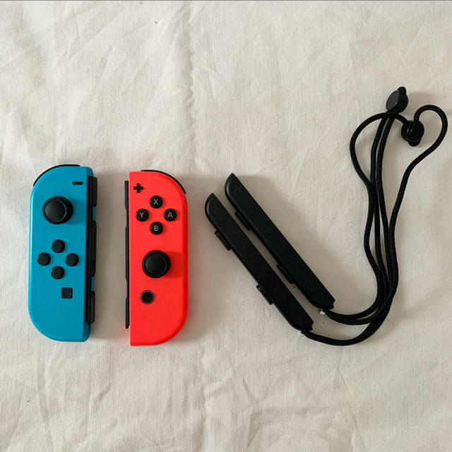 Nintendo Switch(ニンテンドースイッチ)のswitch Joy-Con ストラップ コントローラー エンタメ/ホビーのゲームソフト/ゲーム機本体(その他)の商品写真