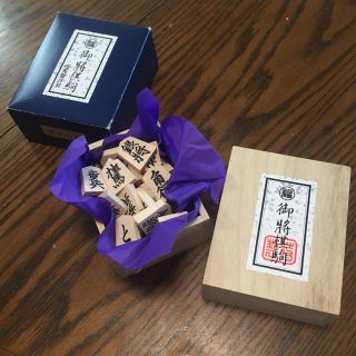 ニンテンドウ(任天堂)の任天堂　白椿　上彫　山吉作(囲碁/将棋)