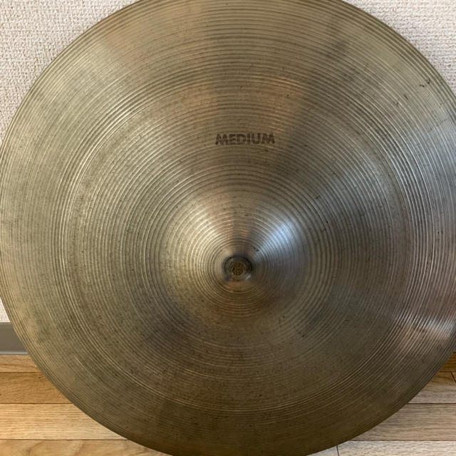 A.Zildjian 20インチ　ミディアムのライドシンバル