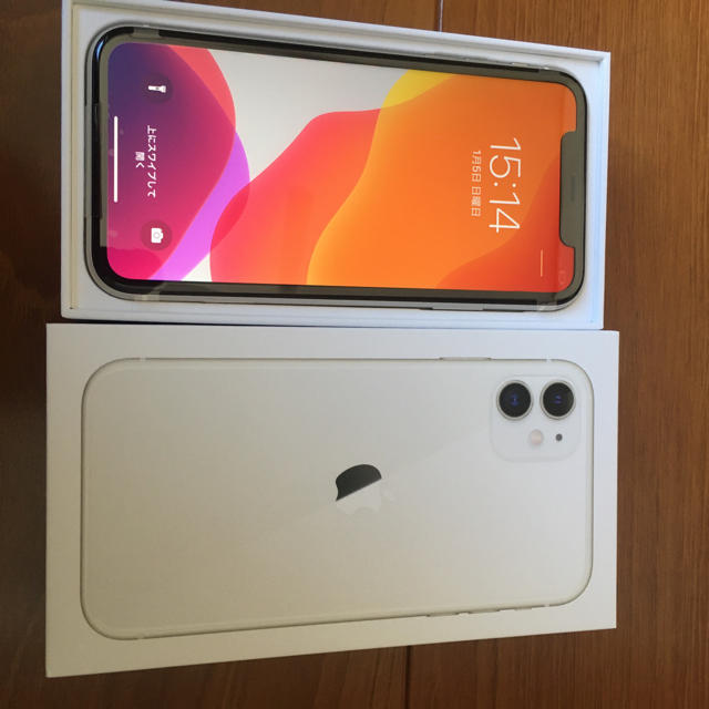 iPhone 11 white 64GB SIMフリー 新品未開封