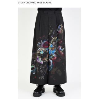 ラッドミュージシャン(LAD MUSICIAN)の2TUCK CROPPED WIDE SLACKS 新品(スラックス)