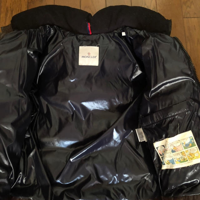 MONCLER(モンクレール)のモンクレール  ヒマラヤ　サイズ　3 メンズのジャケット/アウター(ダウンジャケット)の商品写真