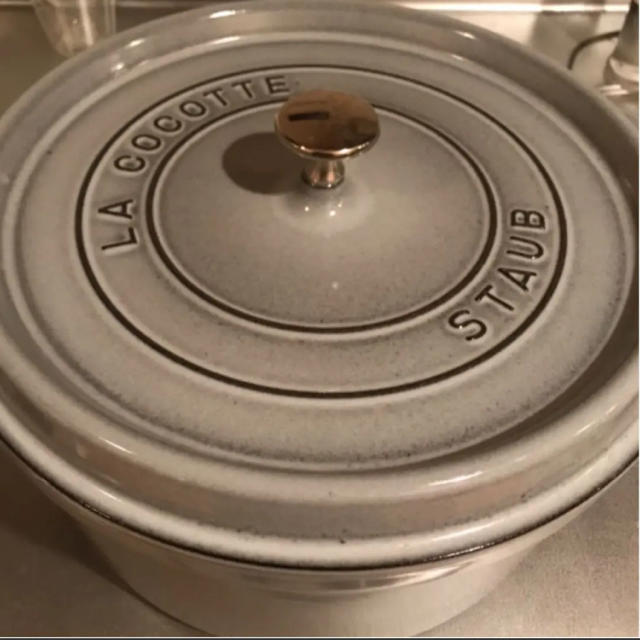 28 センチ ストウブ グレー 灰色 最大サイズ? STAUB-