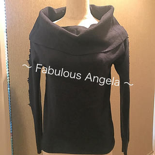 ファビュラスアンジェラ(Fabulous Angela)の【専用】Fabulous  Angela刺繍がさりげなく上品な2wayニット(ニット/セーター)