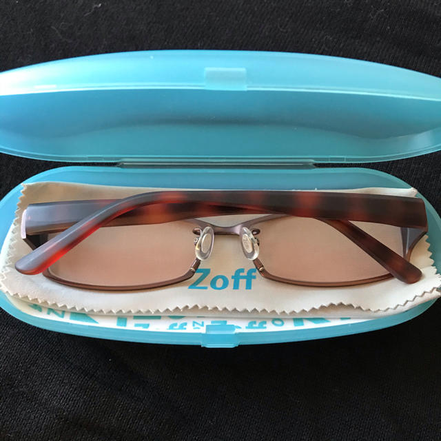 Zoff(ゾフ)のZoff★ブルーライトカットメガネ★度なし レディースのファッション小物(サングラス/メガネ)の商品写真