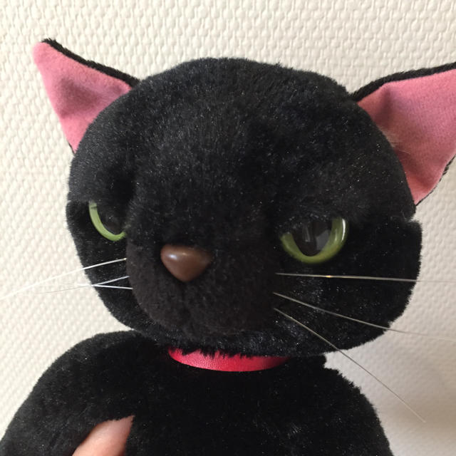 スクラッチ 猫 ぬいぐるみ 黒猫 エンタメ/ホビーのおもちゃ/ぬいぐるみ(ぬいぐるみ)の商品写真