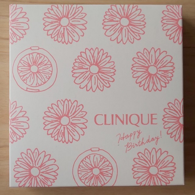 CLINIQUE(クリニーク)のクリニーク コンパクトミラー ピンク新品 レディースのファッション小物(ミラー)の商品写真