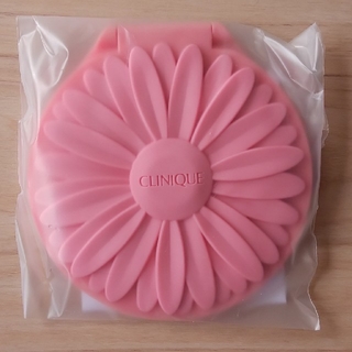クリニーク(CLINIQUE)のクリニーク コンパクトミラー ピンク新品(ミラー)