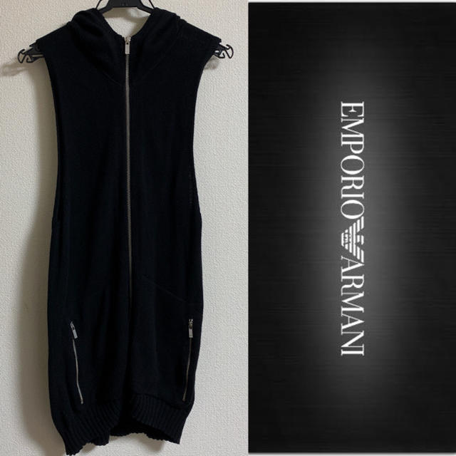 Emporio Armani(エンポリオアルマーニ)のアルマーニ　フード付ベスト メンズのトップス(ベスト)の商品写真