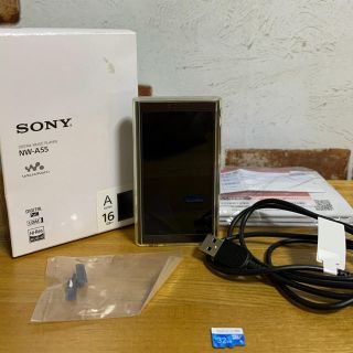 ソニー(SONY)のSONY WALKMAN NW-A55 グレイッシュブラック　おまけ付き　美品(ポータブルプレーヤー)