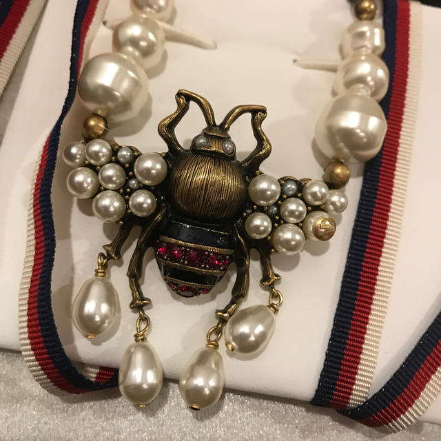 GUCCI - GUCCI グッチ チョーカー bee ハチ パール の通販 by GUCCI - GUCCI グッチ チョーカー bee ハチ パール の通販 by