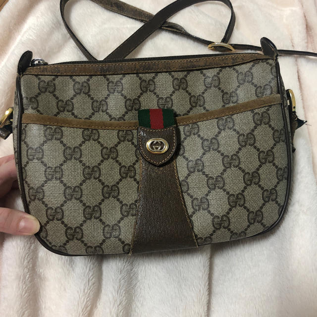 Gucci(グッチ)のGUCCIショルダーバッグ レディースのバッグ(ショルダーバッグ)の商品写真