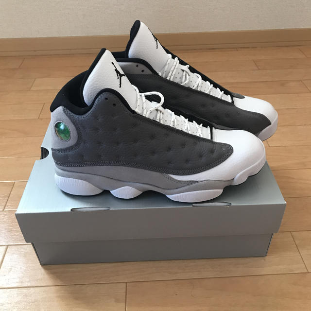 NIKE(ナイキ)のNIKE  AIRJORDAN 13 RETRO AtmosphereGrey メンズの靴/シューズ(スニーカー)の商品写真