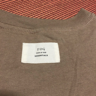 フィアオブゴッド(FEAR OF GOD)のFOG  ESSENTIALS  Tシャツ(Tシャツ/カットソー(七分/長袖))