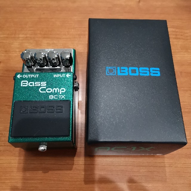 楽器BOSS BC-1X　ベース用コンプレッサー