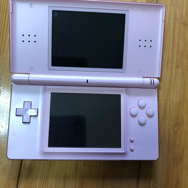 ニンテンドーDS(ニンテンドーDS)のDS エンタメ/ホビーのゲームソフト/ゲーム機本体(携帯用ゲーム機本体)の商品写真