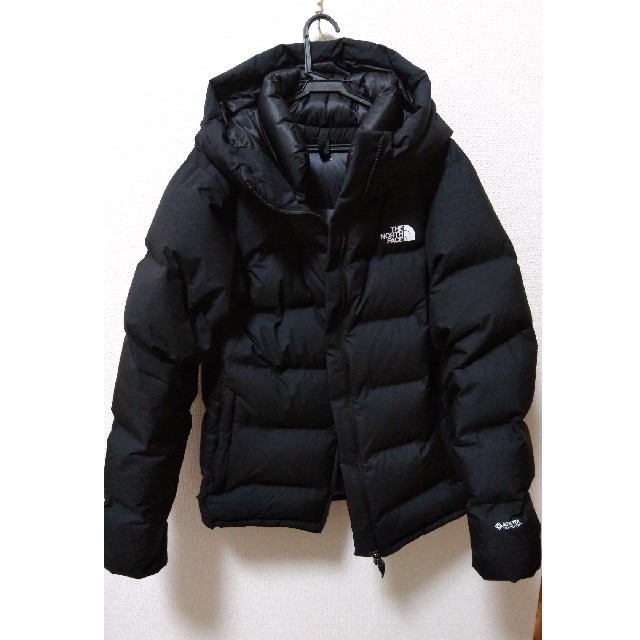 THE NORTH FACE(ザノースフェイス)のノースフェイス　ビレイヤーパーカー　ブラックMサイズ メンズのジャケット/アウター(ダウンジャケット)の商品写真