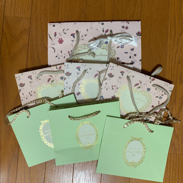 LADUREE(ラデュレ)の紙袋 レディースのバッグ(ショップ袋)の商品写真