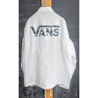 ヴァンズ(VANS)の新品 VANS ヴァンズ コーチジャケット ホワイト バックプリント ＸＬ(ナイロンジャケット)