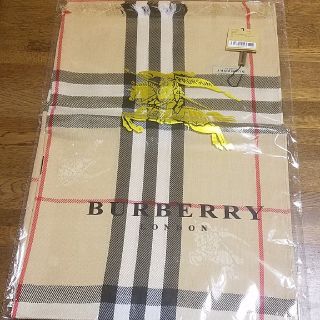 バーバリー(BURBERRY)のBURBERRY　カシミア大判ストール　ベージュチェック(ストール/パシュミナ)