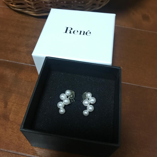 René(ルネ)のイヤリング ★ルネ★未使用品 レディースのアクセサリー(イヤリング)の商品写真