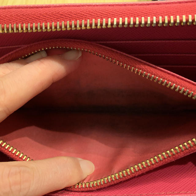 PRADA(プラダ)のプラダ　長財布　ピンク レディースのファッション小物(財布)の商品写真