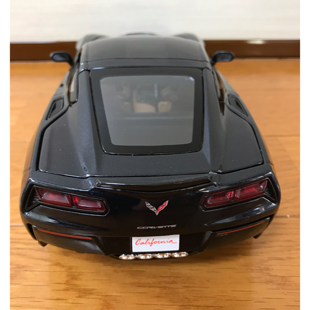 Corvette Stingray 1/18 Maisto製。 エンタメ/ホビーのおもちゃ/ぬいぐるみ(模型/プラモデル)の商品写真