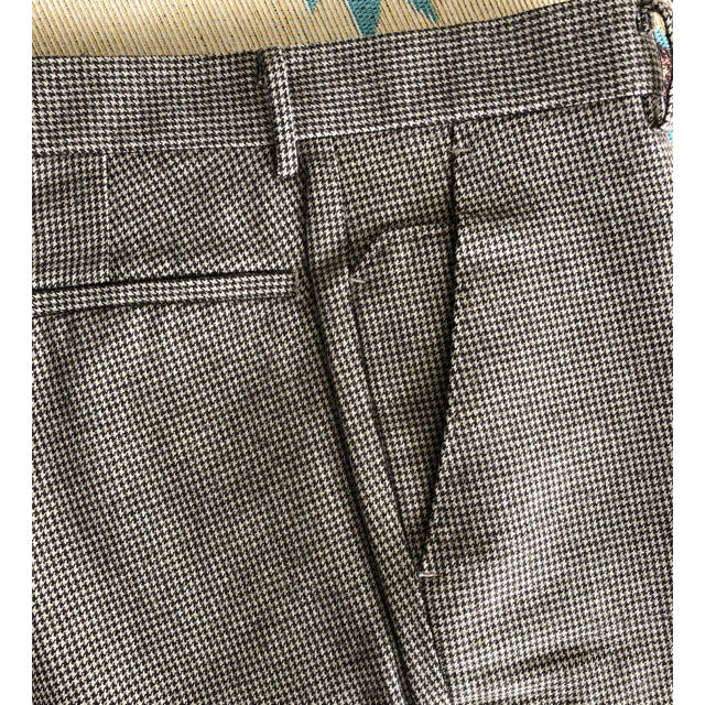 THE SUIT COMPANY(スーツカンパニー)のブラウンウールスラックス(76㎝) メンズのパンツ(スラックス)の商品写真